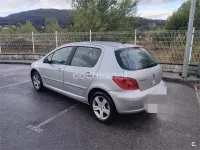 Usado Peugeot 307 136 CV (100 kW) 2004 Gris / plata Berlina
