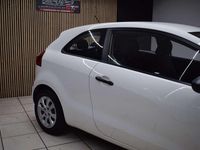 Usado Kia Rio 86 CV (63 kW) 2014 Utilitario
