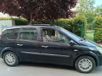 Usado Renault Scenic E-Tech Expression 105 CV (77 kW) 2007 Negro Monovolumen