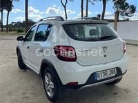 Usado Dacia Sandero Stepway 90 CV (66 kW) 2014 Blanco Berlina