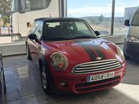 Usado Mini Cooper D 110 CV (80 kW) 2008 Rojo Utilitario