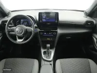 Usado Toyota Yaris Cross Active 116 CV (85 kW) 2023 Blanco SUV