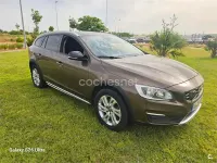 Usado Volvo V60 CC Momentum 150 CV (110 kW) 2017 Marrón Familiar