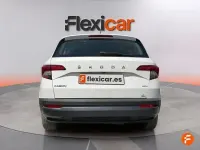 Usado Skoda Karoq Ambition 150 CV (110 kW) 2020 Blanco SUV
