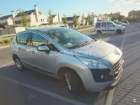 Usado Peugeot 3008 Active 115 CV (84 kW) 2013 Gris / plata Familiar