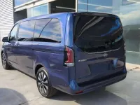 Nuevo Mercedes V220 Style 163 CV (119 kW) 2026 Azul Monovolumen