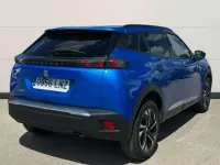 Usado Peugeot 2008 Allure 101 CV (74 kW) 2021 Azul SUV