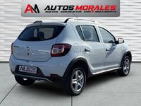 Usado Dacia Sandero Stepway 90 CV (66 kW) 2016 Blanco Berlina