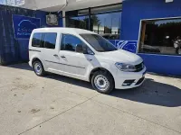 Usado VW Caddy Trendline 102 CV (75 kW) 2019 Blanco Monovolumen