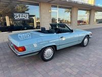 Usado Mercedes 560 241 CV (177 kW) 1986 Gris Descapotable