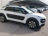Usado Citroën C4 Cactus Feel 110 CV (80 kW) 2015 Blanco Utilitario