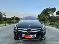 Usado Mercedes B180 Urban 109 CV (80 kW) 2015 Negro Utilitario