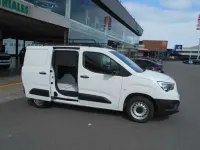 Usado Opel Combo 101 CV (74 kW) 2022 Blanco Monovolumen
