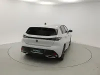 Usado Peugeot e-308 114 kW (156 CV) 2023 Blanco Utilitario