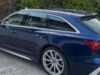 Usado Audi RS6 600 CV (441 kW) 2020 Azul Familiar