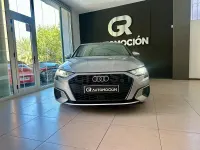 Usado Audi A3 110 CV (80 kW) 2021 Gris / plata Berlina