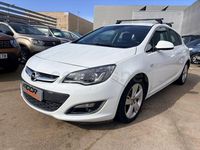 Usado Opel Astra Excellence 140 CV (102 kW) 2013 Blanco Berlina