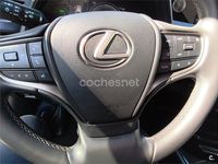 Usado Lexus UX 184 CV (135 kW) 2022 Gris / plata SUV
