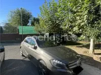 Usado Mercedes 200 75 CV (55 kW) 1993 Marrón Familiar