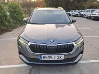 Usado Skoda Karoq Ambition 115 CV (84 kW) 2022 Gris / plata SUV
