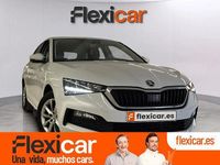 Usado Skoda Scala Ambition 110 CV (80 kW) 2021 Blanco Utilitario