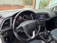 Usado Seat Leon I-Tech 105 CV (77 kW) 2015 Blanco Berlina