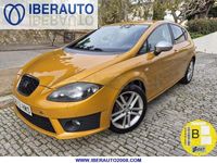 Käytetty Seat Leon FR 140 HP (102 kW) 2012 Keltainen Sedan