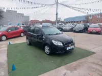 Usado Chevrolet Aveo LS 84 CV (61 kW) 2010 Negro Berlina