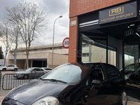 Usado Fiat Punto Feel 70 CV (51 kW) 2007 Negro Utilitario