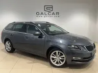 Usado Skoda Octavia Style 150 CV (110 kW) 2019 Gris / plata Familiar