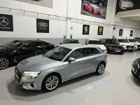 Usado Audi A3 116 CV (85 kW) 2021 Gris / plata Berlina