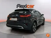 Usado Kia XCeed 100 CV (73 kW) 2024 Gris SUV