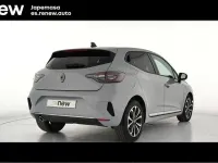 Usado Renault Clio V Techno 100 CV (73 kW) 2025 Gris Berlina