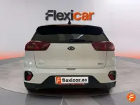 Usado Kia Niro 141 CV (103 kW) 2021 Blanco SUV