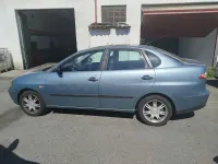 Usado Seat Cordoba Reference 100 CV (73 kW) 2005 Gris / plata Berlina