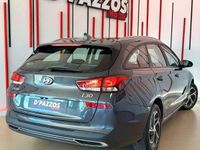 Usado Hyundai i30 116 CV (85 kW) 2022 Gris Familiar