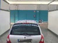 Usado Renault Clio II Authentique 60 CV (44 kW) 2003 Gris / plata Berlina