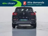Usado Renault Kadjar Zen 140 CV (102 kW) 2022 Negro SUV