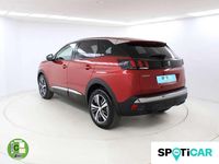 Usado Peugeot 3008 Allure 131 CV (96 kW) 2022 Rojo Monovolumen