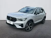 Usado Volvo XC40 Core 163 CV (119 kW) 2025 Gris / plata SUV