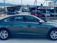 Usado Peugeot 508 Active 130 CV (95 kW) 2021 Gris / plata Berlina