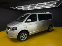 Usado VW Caravelle Comfortline 180 CV (132 kW) 2010 Gris / plata Van