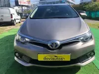 Käytetty Toyota Auris Hybrid Design 136 HP (100 kW) 2016
