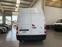 Usado Renault Master 135 CV (99 kW) 2022 Blanco Monovolumen