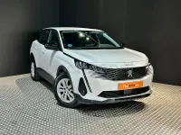 Usado Peugeot 3008 Active 130 CV (95 kW) 2021 Blanco SUV