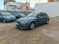 Usado Audi A3 Attraction 110 CV (80 kW) 2015 Gris Utilitario