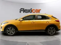 Usado Kia XCeed 120 CV (88 kW) 2021 Amarillo SUV