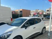 Usado Renault Clio Business 75 CV (55 kW) 2018 Blanco Utilitario