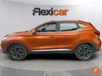 Käytetty MG ZS Luxury 111 HP (81 kW) 2023 Oranssi Sedan