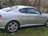 Usado Hyundai Coupé 167 CV (122 kW) 2002 Gris / plata Coupe